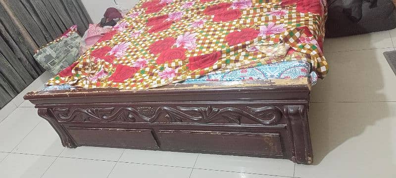 Wooden Bed Set (03 pieces) with Iron Stand 2