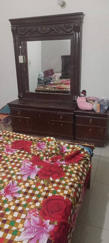 Wooden Bed Set (03 pieces) with Iron Stand 4