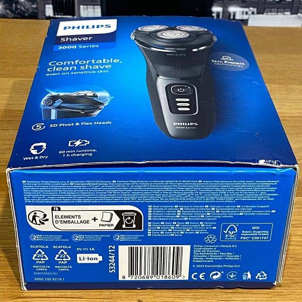 Imported Philips Wet and Dry Shaver 7