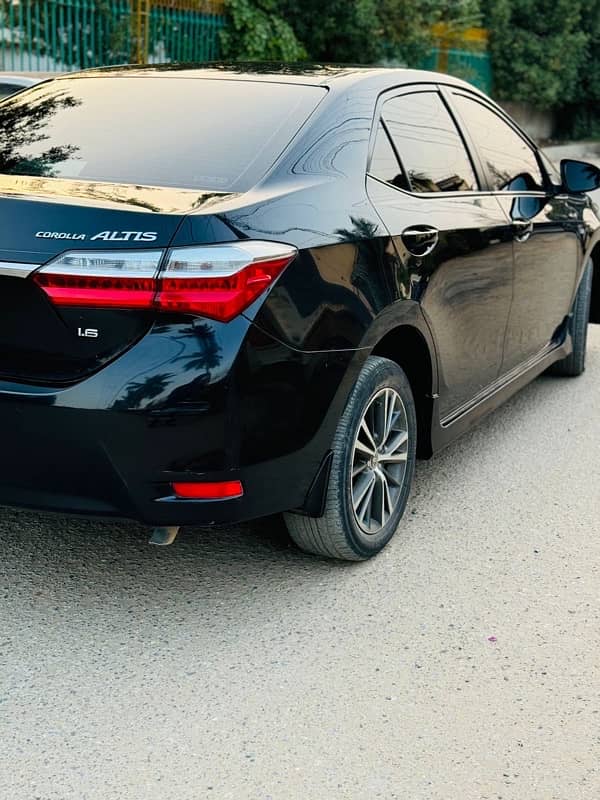 Toyota Corolla Altis 2020 3