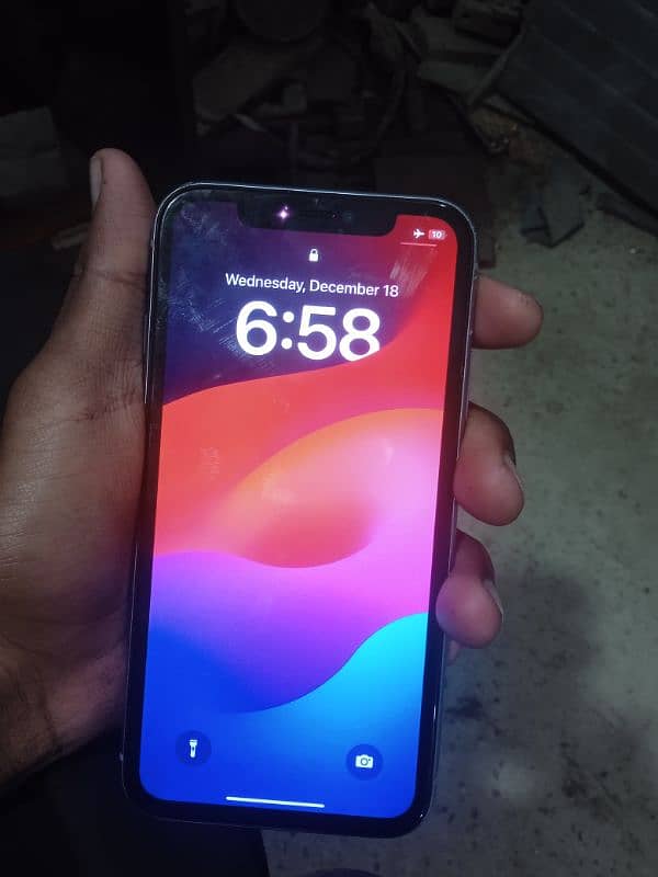 iPhone 11 64gb JV purple 7