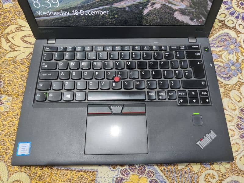 Lenovo laptop X270 Core i5 7th Generation 1