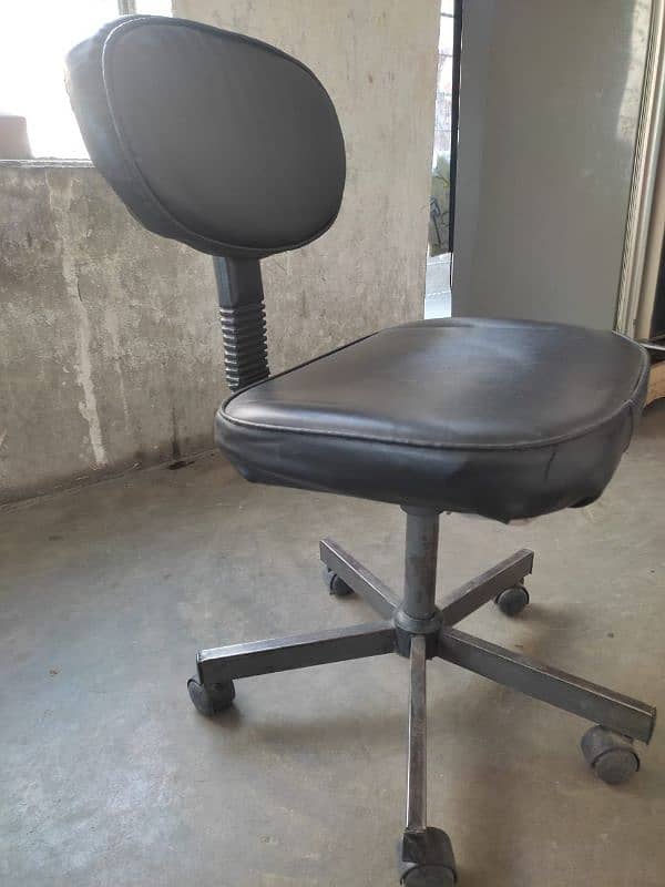 Office/study/computer  chair 2