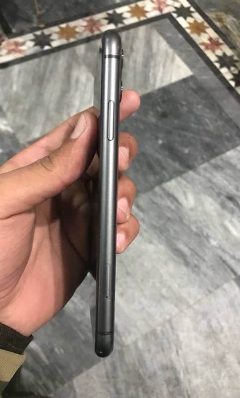 IPHONE 11 NON-PTA 1