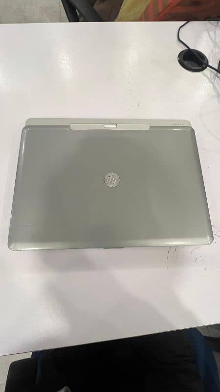 HP Elitebook Revolve 810 G3 4