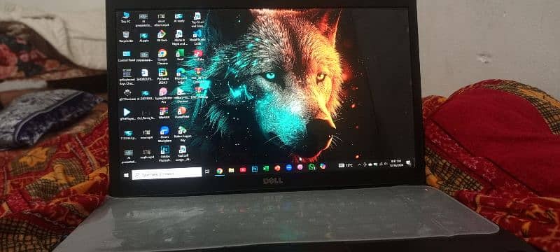 Dell 6 gen i7 8 GB ram 256 ssd 9