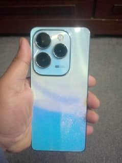 Infinix hot 40 pro 10/10 condition