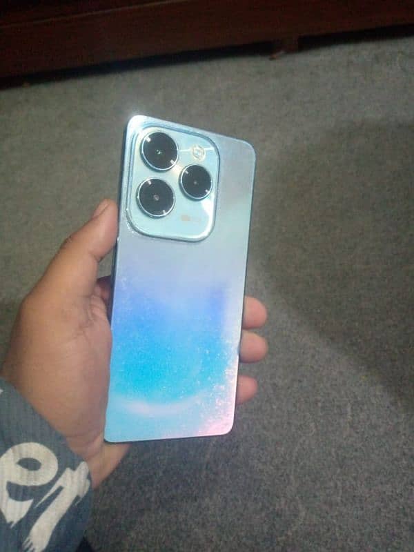 Infinix hot 40 pro 10/10 condition 3