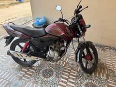 Honda CB 125F