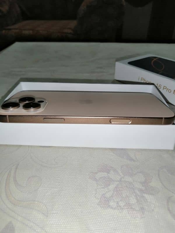 iphone 16 pro max desert Titanium 512GB pta approved 9