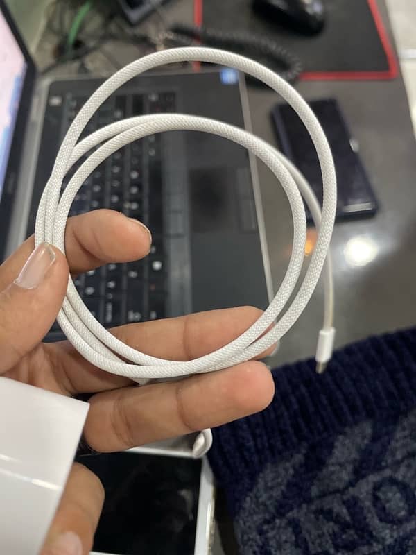 iphone 15pro original charger 2