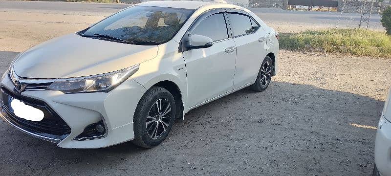 Toyota Corolla GLI 2017 Automatic 2