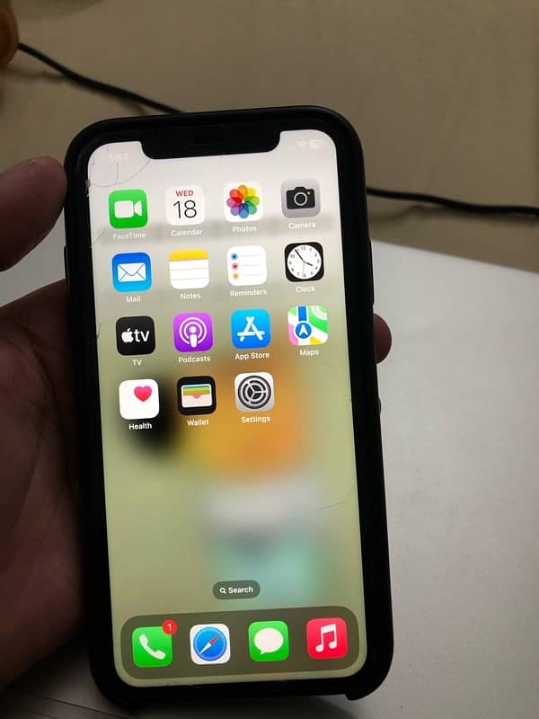 iPhone 11 10/10 condition 2