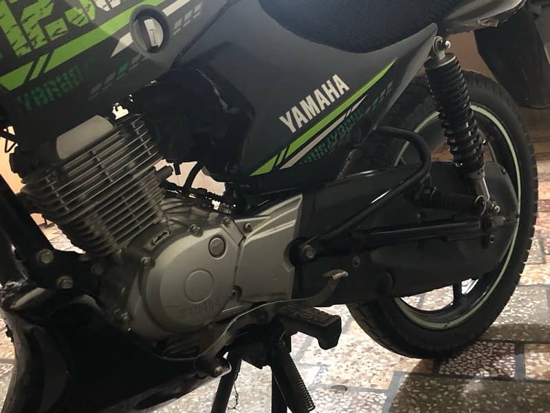 Yamaha YBR G 5