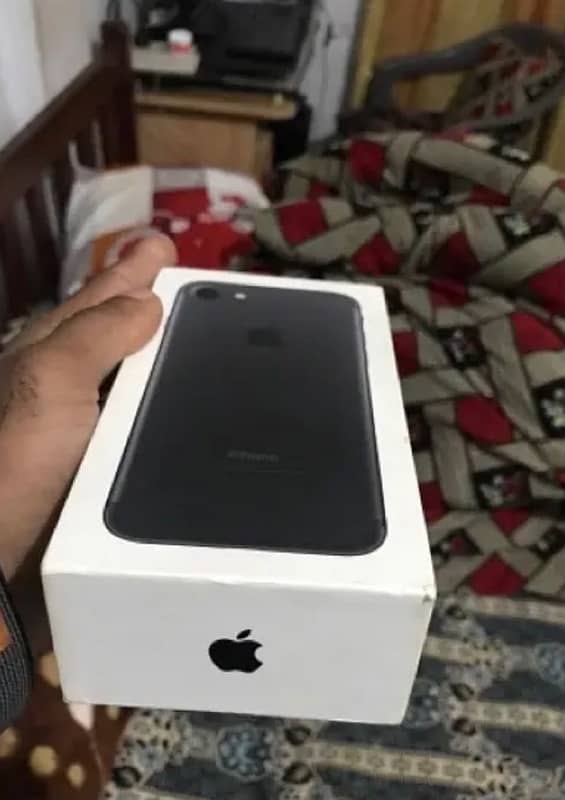 iPhone 7 pta 128 GB 3