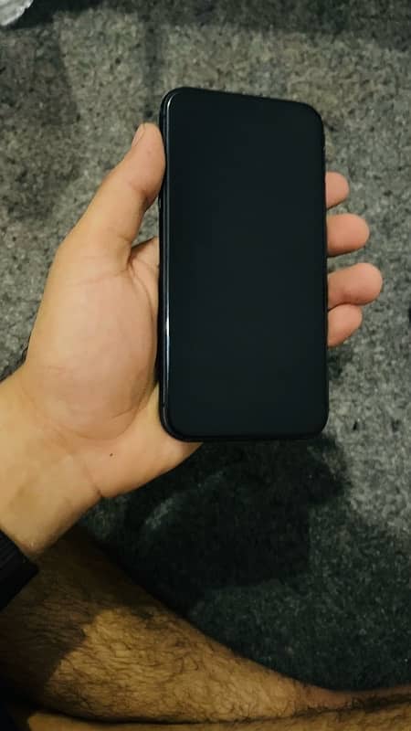 iPhone 11 64Gb JV 9/10 with box and wire 5