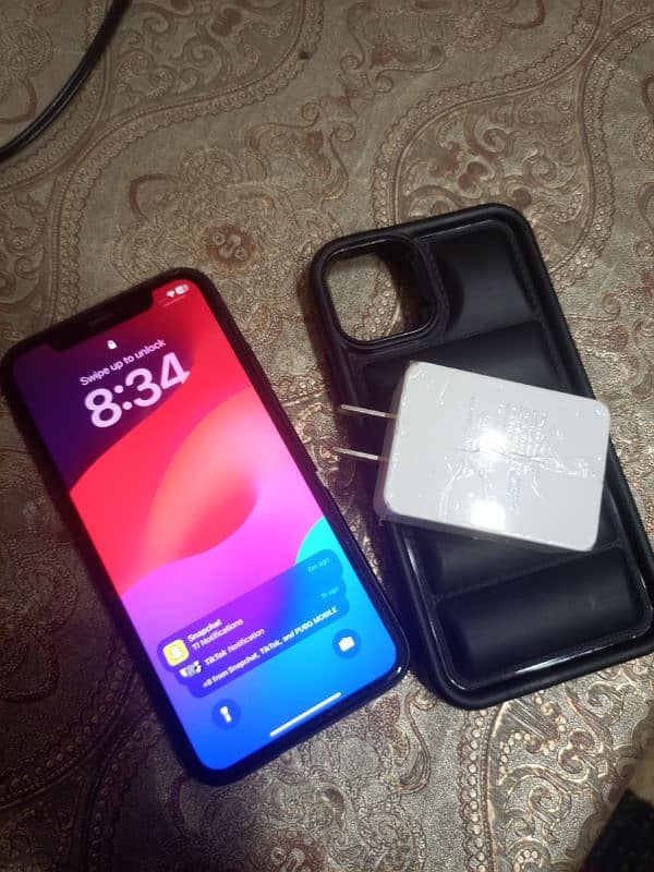 iphone 11 with charger, back cover 1