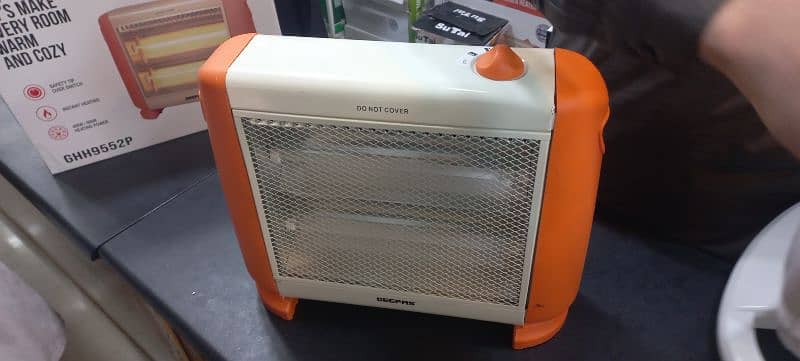 Geepas Heater 9552 P 1