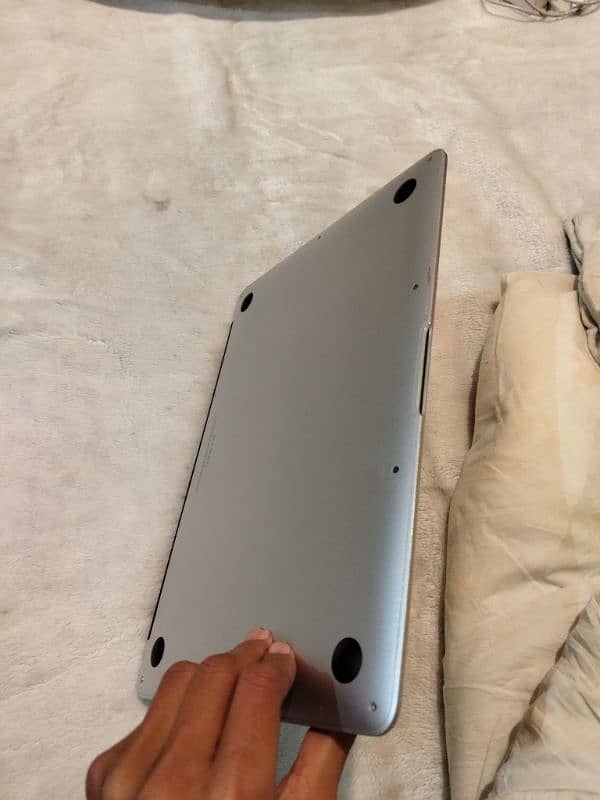 MacBook air 2017 model 13.3 inch. 6