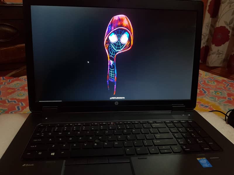 Gaming Laptop 0