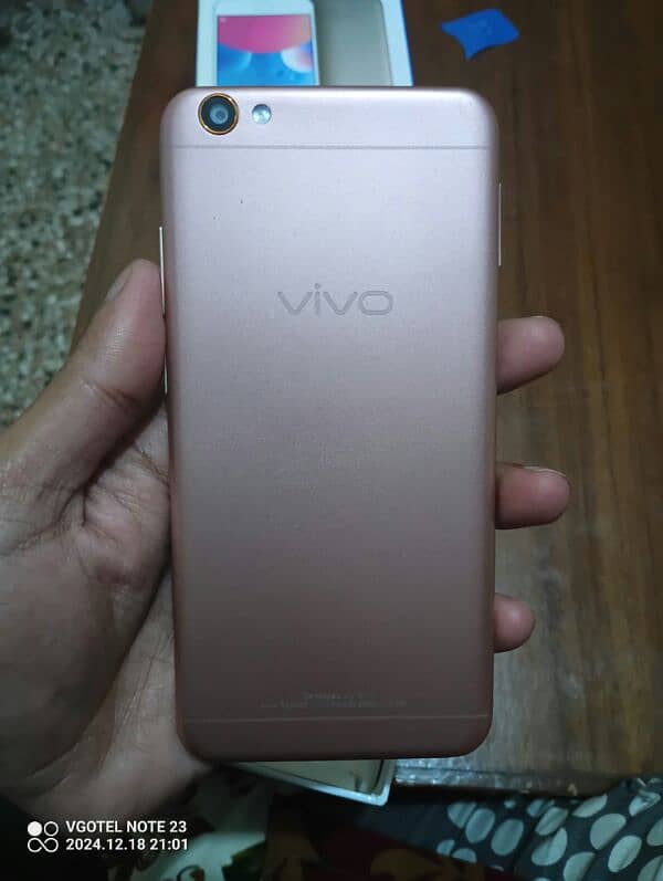 vivo y67 full box 3