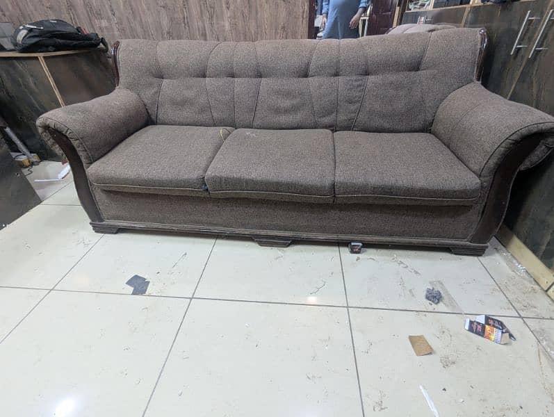 5 SEATER SOFFA URGENT SALE 3