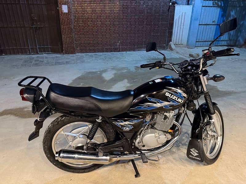 Suzuki GS 150 SE 1