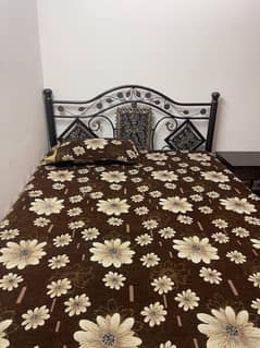 King size iron bed