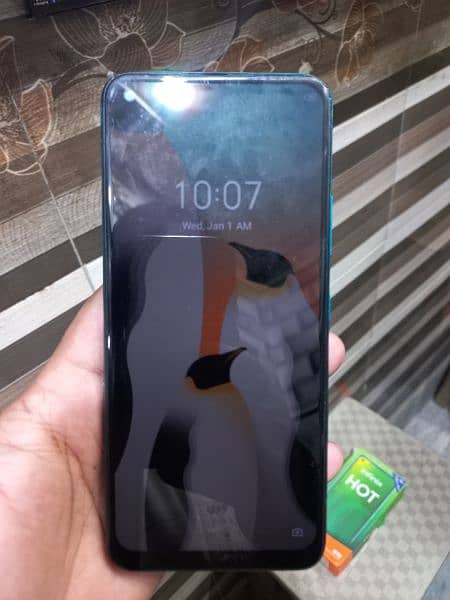 Infinix Hot 10 with box 6Gb Ram or 128 memory 1