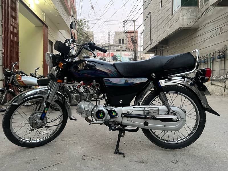 HONDA CD70 1