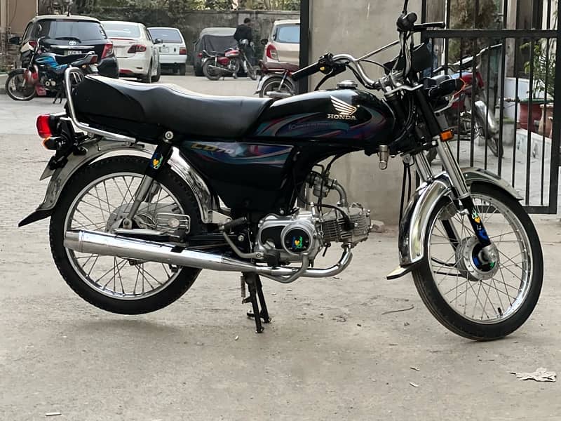 HONDA CD70 4