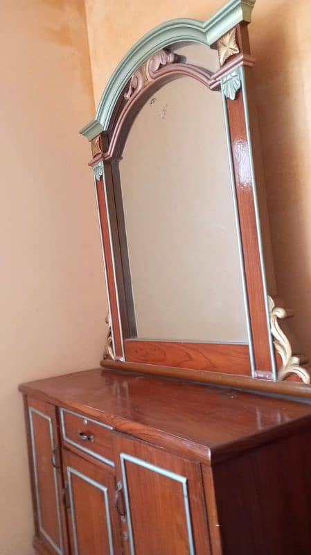 dressing table 1