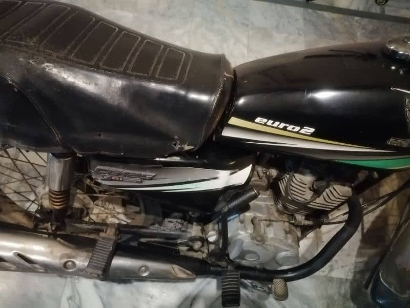 Honda cg125 black color 1