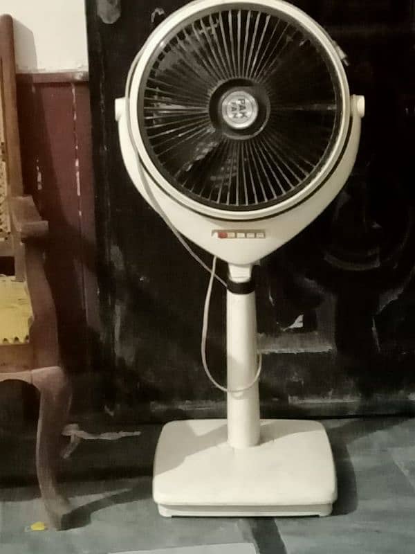 Pak fan Good condition for sale 1