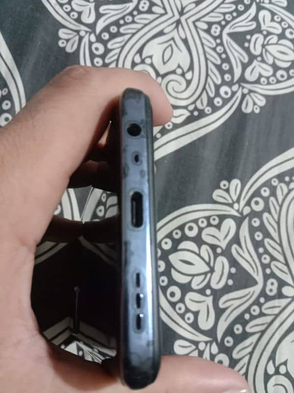 I sell my infinix zero x neo argent  need cash 0