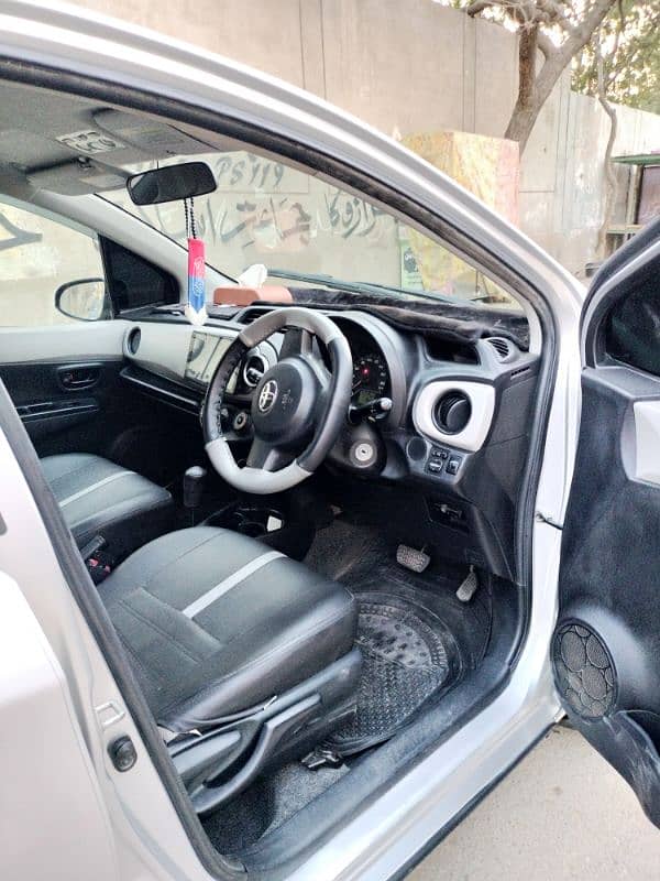 Toyota Vitz 2014 5