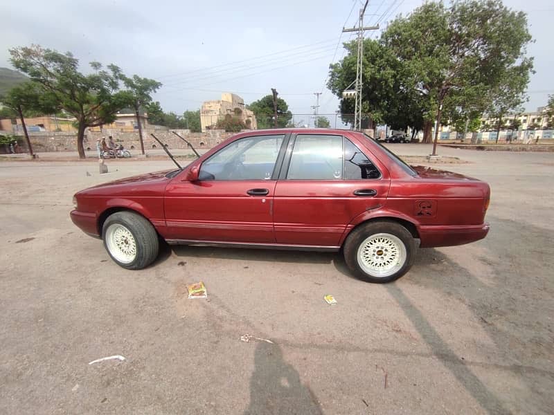 Nissan Sunny 1991 5