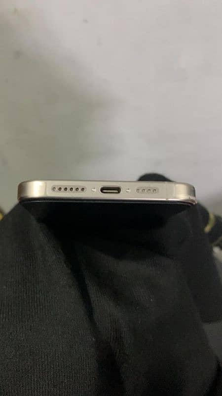 iphone 15 pro max (non pta ) 5