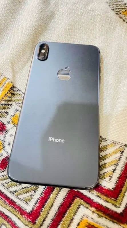 Iphone XS Max 10/10 Scratchless 0