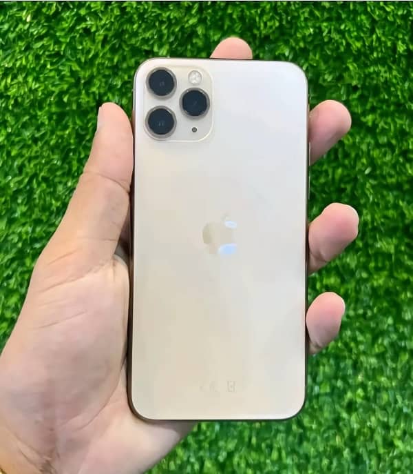 iPhone 11 Pro Max 0