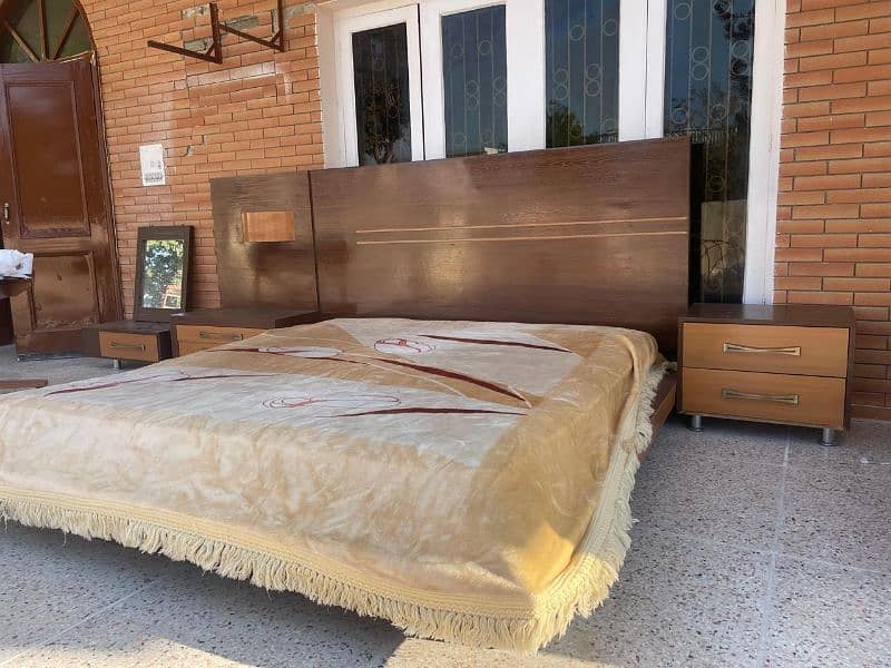 Refurbished Bed SET for the Price of Mattress! 0