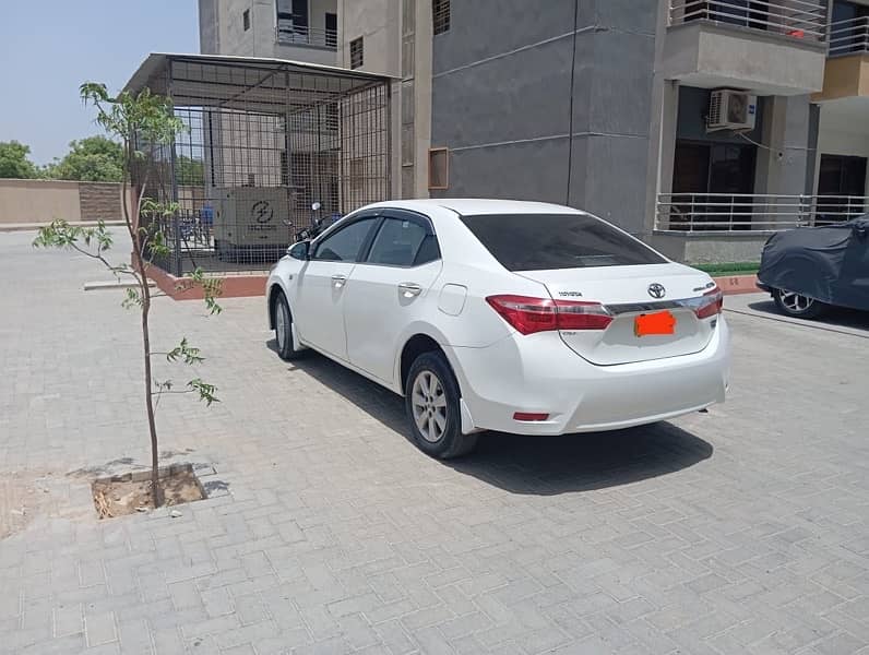 Toyota Corolla Altis 2016 5