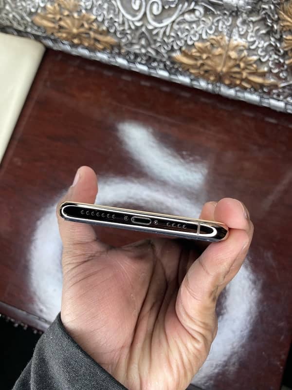 Iphone 11 Pro Max 256/GB Jv Non/Pta 4