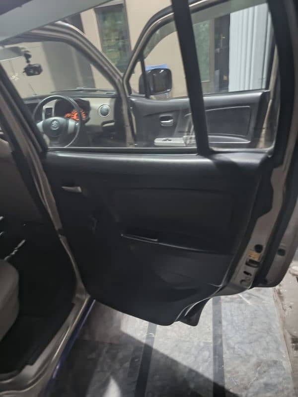 Suzuki Wagon R 2017 VXL 13