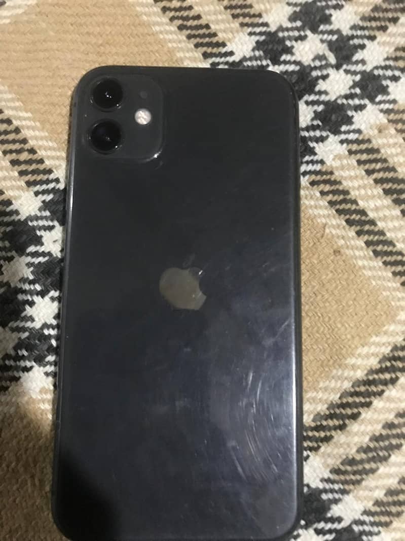 Apple iPhone 11 4