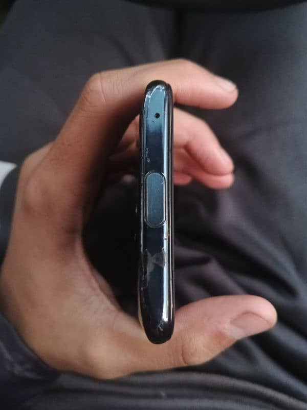 Oppo Reno 2F 3