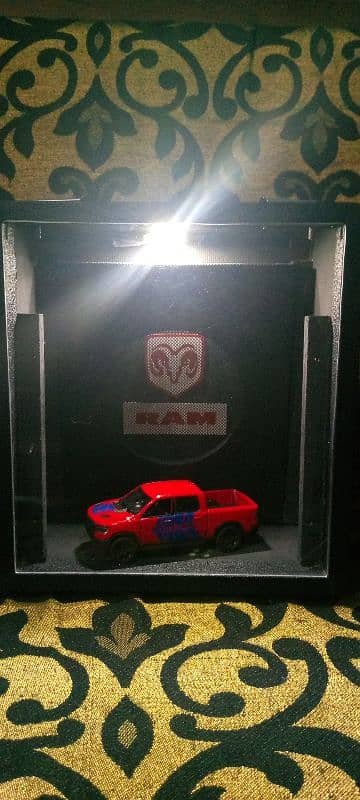 ram car lamp for side table 1