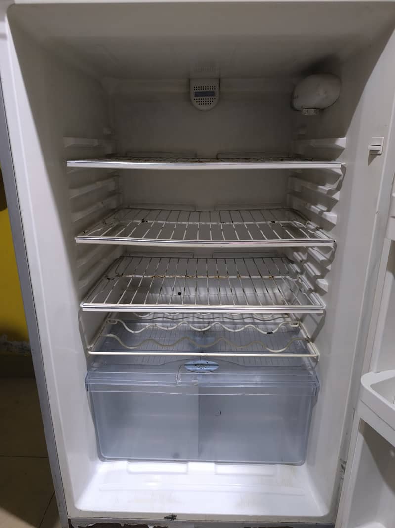 Haier HRF-380M (Deluxe) Refrigerator 3