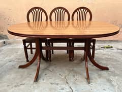 dining table (URGENT SALE)