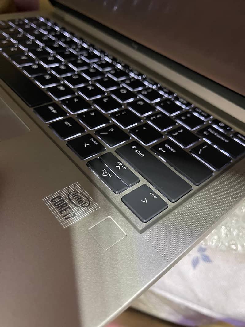 HP EliteBook 830 G7 i7 10th Gen (0322-8832611) 2